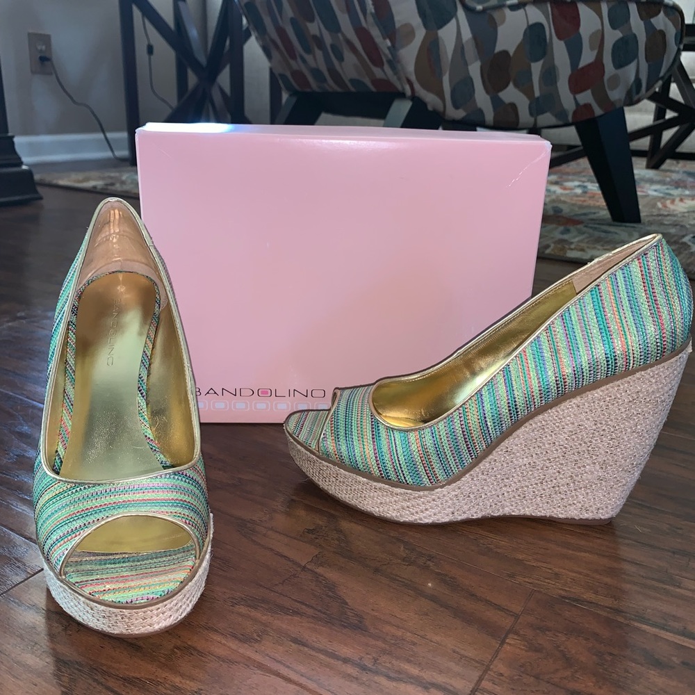 Green striped wedges
